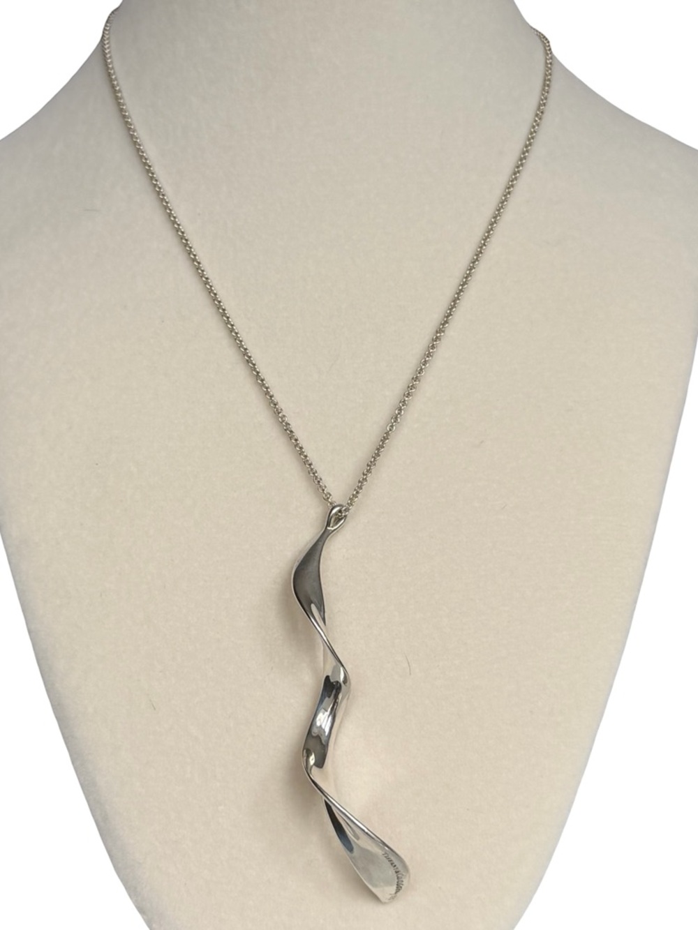 Tiffany & Co Frank Gehry Orchid Twist Pendant Necklace Sterling Silver